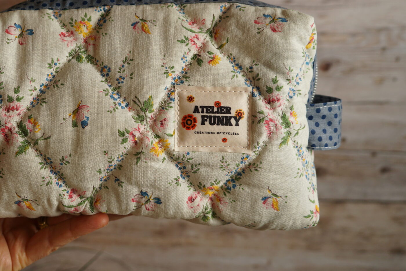 NEW Trousse carrée fleuri NEW – Image 4