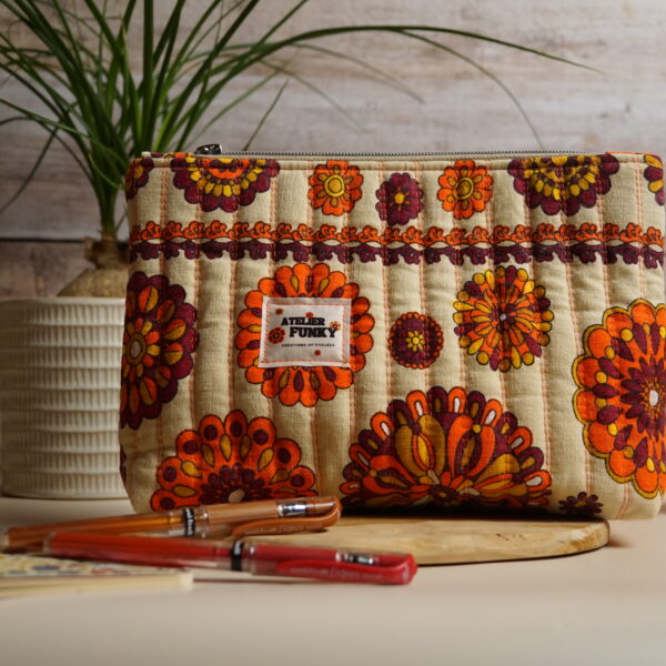 Petite trousse triangle "mandala" rayé