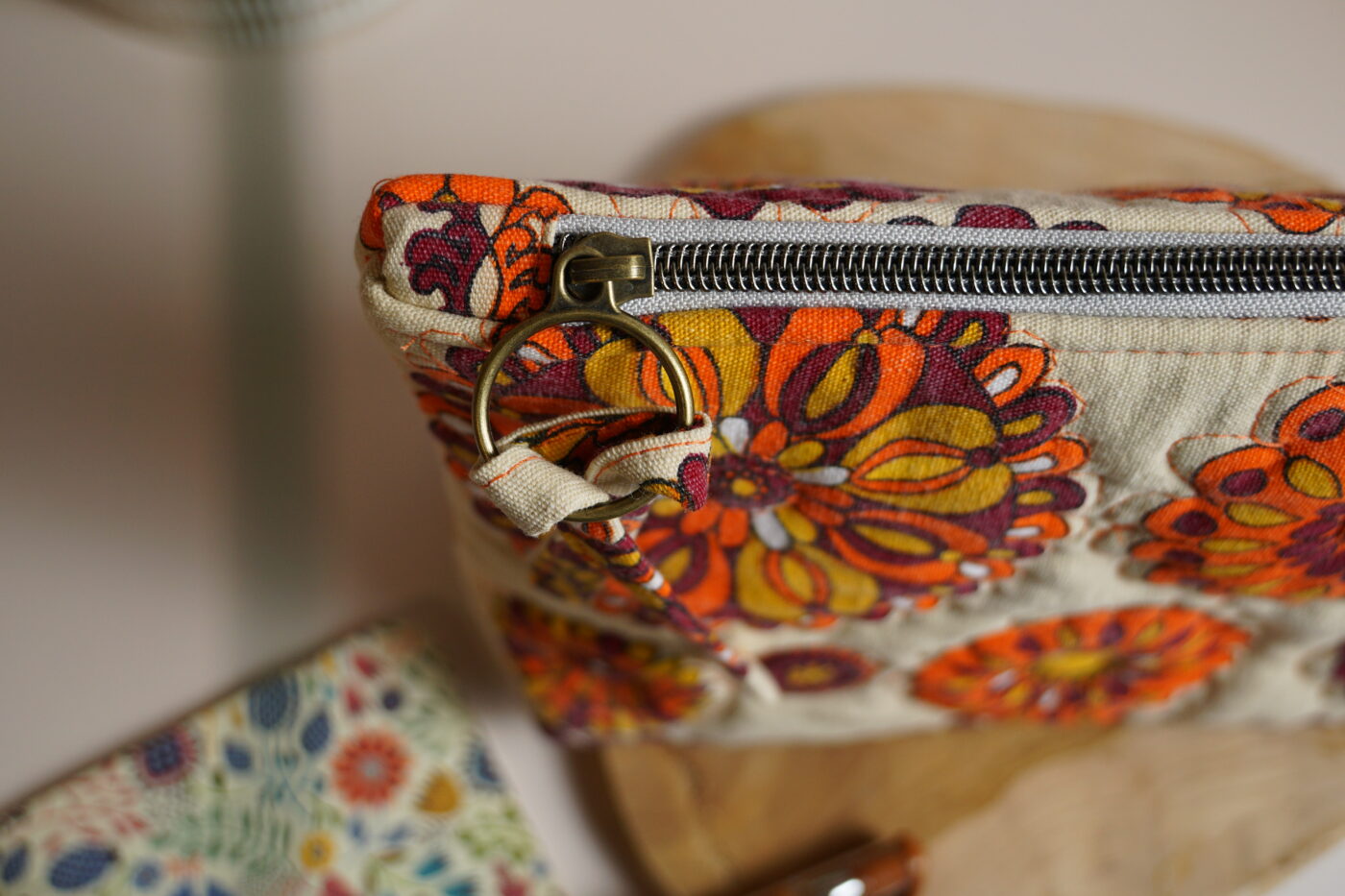 Petite trousse triangle "mandala" jean – Image 6