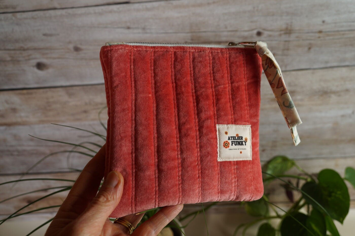 NEW Pochette plate velours rose NEW – Image 5