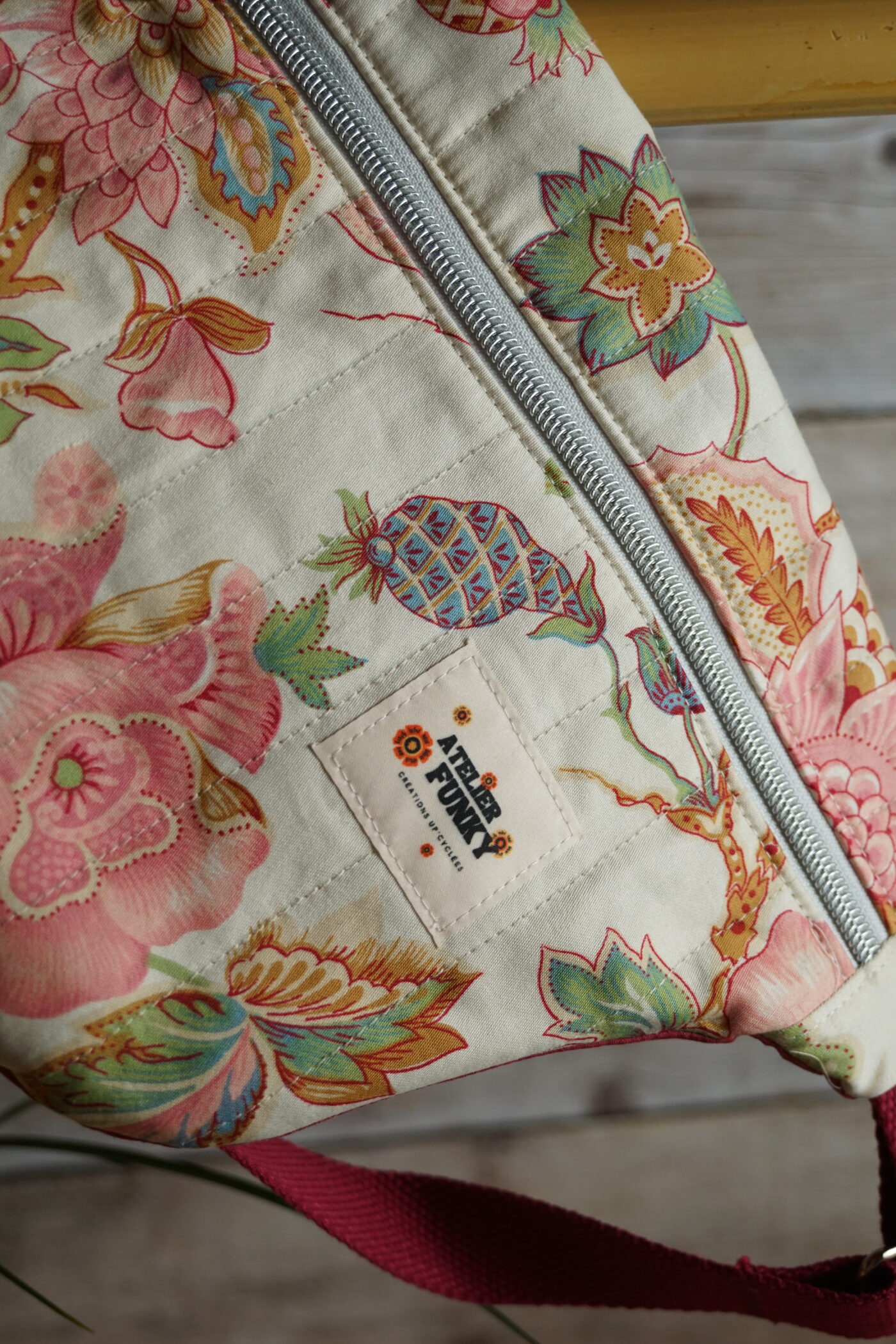 NEW Sac banane fleuri NEW – Image 2
